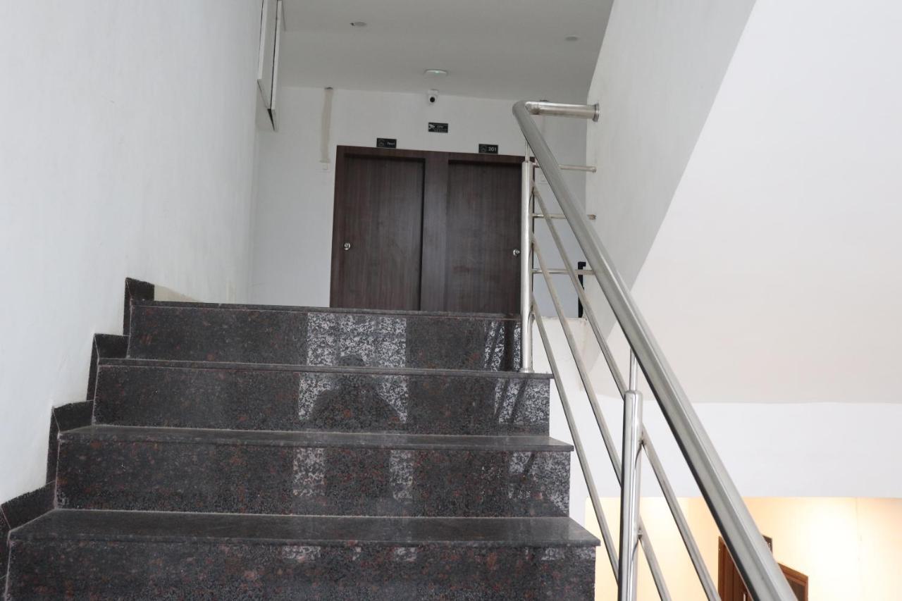 Hotel New Samrat Aurangabad  Bagian luar foto